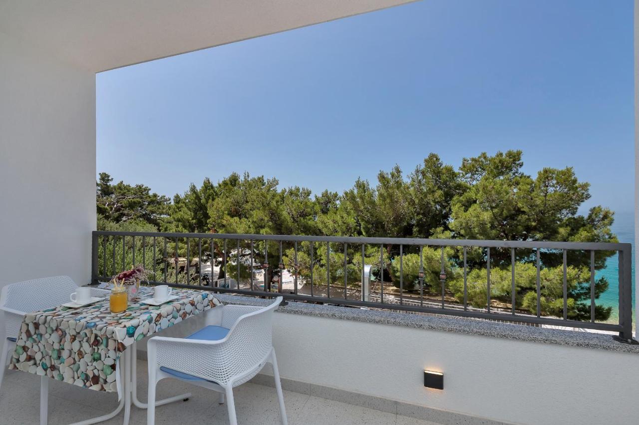 Central Beach Apartments Tucepi Bagian luar foto